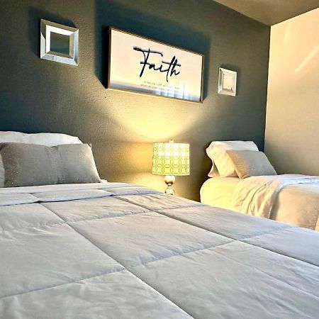 Traveler Stay Plus Eagle Pass Exterior foto
